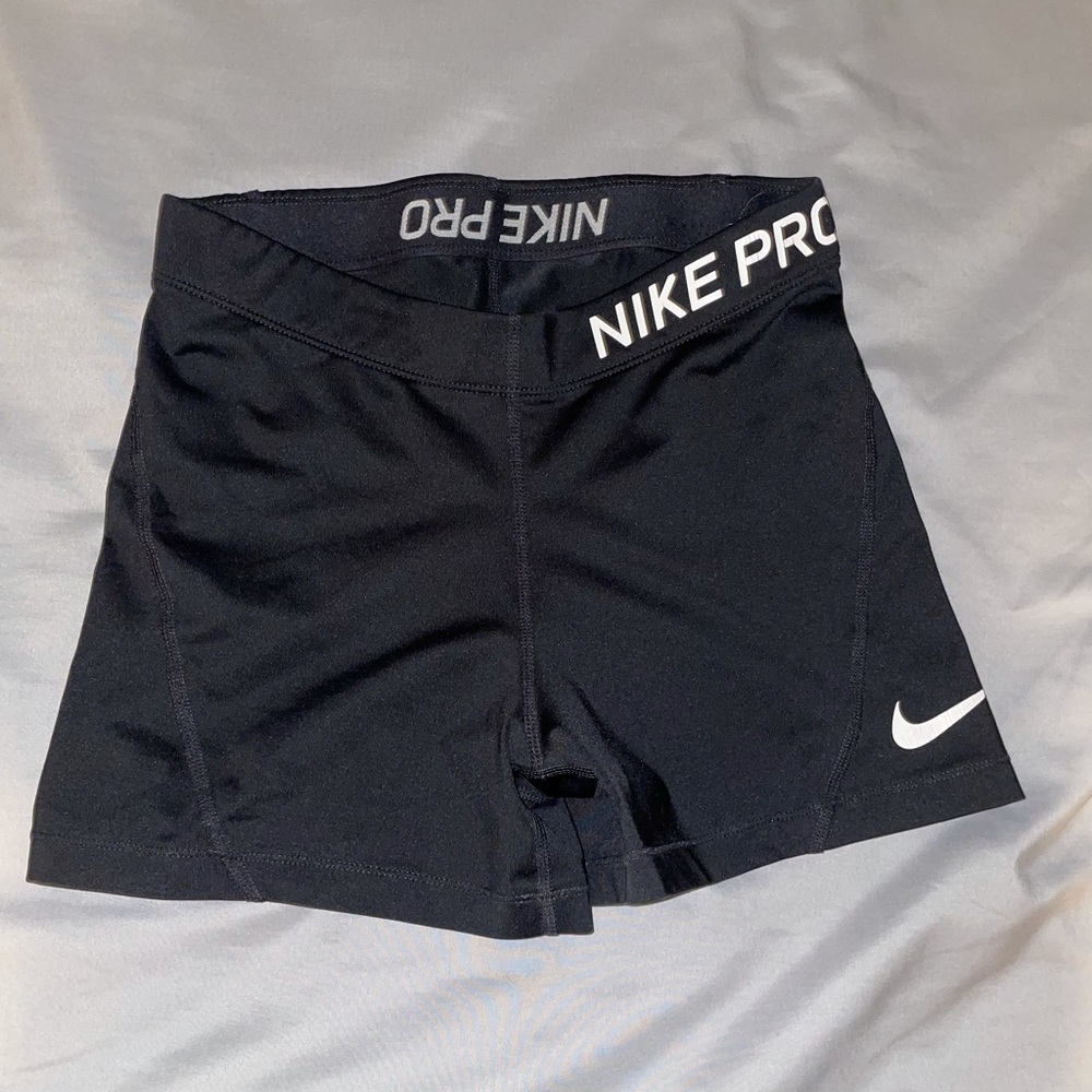 Nike spandex shorts size medium.